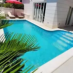 Villasanta De Luxe With Pool Marusici (Split-Dalmatia)