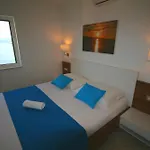 Villasanta De Luxe With Pool Marusici (Split-Dalmatia)