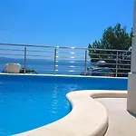 Villasanta De Luxe With Pool Marusici (Split-Dalmatia)