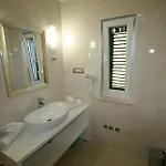 Appartamento Villasanta De Luxe With Pool