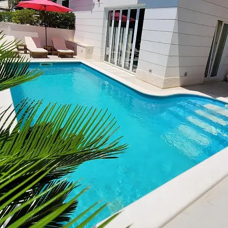 Villasanta De Luxe With Pool Marusici (Split-Dalmatia)