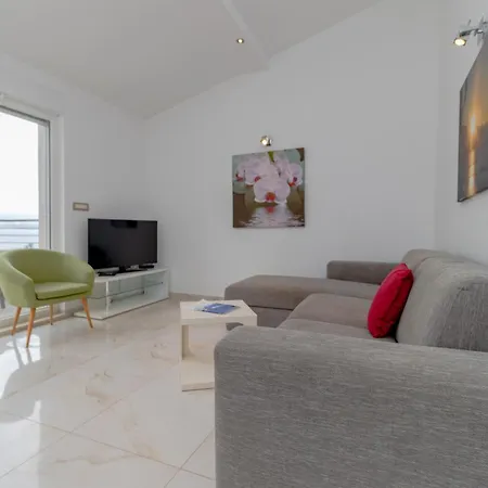 Villasanta De Luxe With Pool * Marusici (Split-Dalmatia)