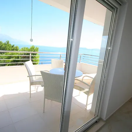 Apartmán Villasanta De Luxe With Pool