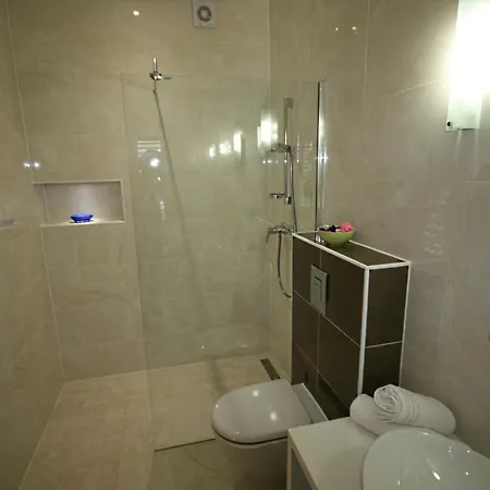 Apartmán Villasanta De Luxe With Pool Marusici (Split-Dalmatia)