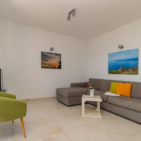 Villasanta De Luxe With Pool * Marusici (Split-Dalmatia)