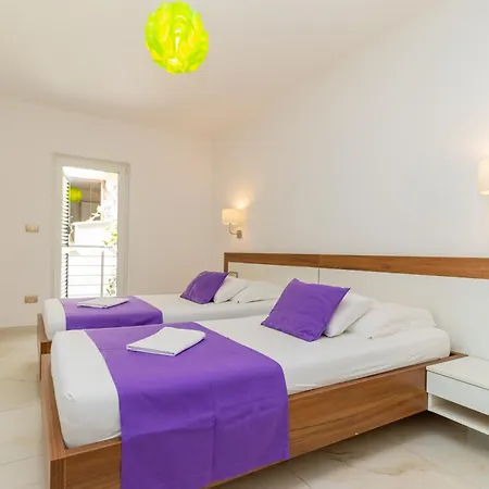 Apartment Villasanta De Luxe With Pool *