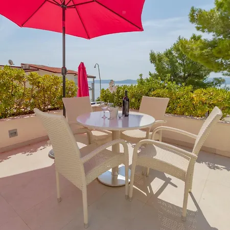 Villasanta De Luxe With Pool * Marusici (Split-Dalmatia)