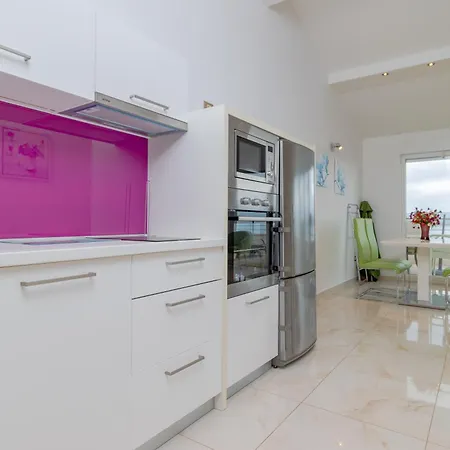 Villasanta De Luxe With Pool * Marusici (Split-Dalmatia)